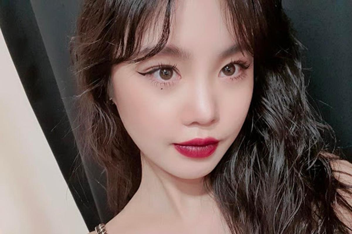 眼下面的性感墨,視為桃花運象徵。眼線強調性感與情感豐富。