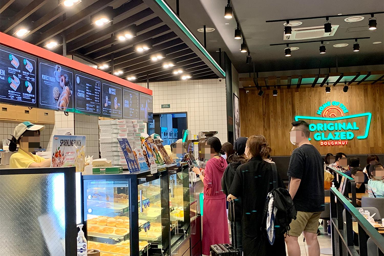 doughnuts krispy kreme icecream inside donut hàn quốc glazed donut