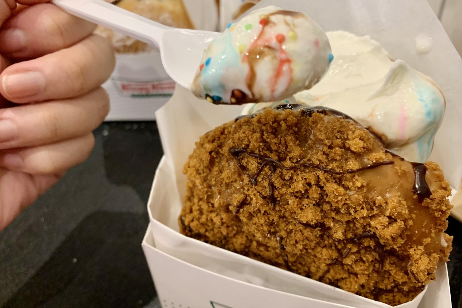 doughnuts krispy kreme icecream inside donut hàn quốc lotus biscoff crunch kem