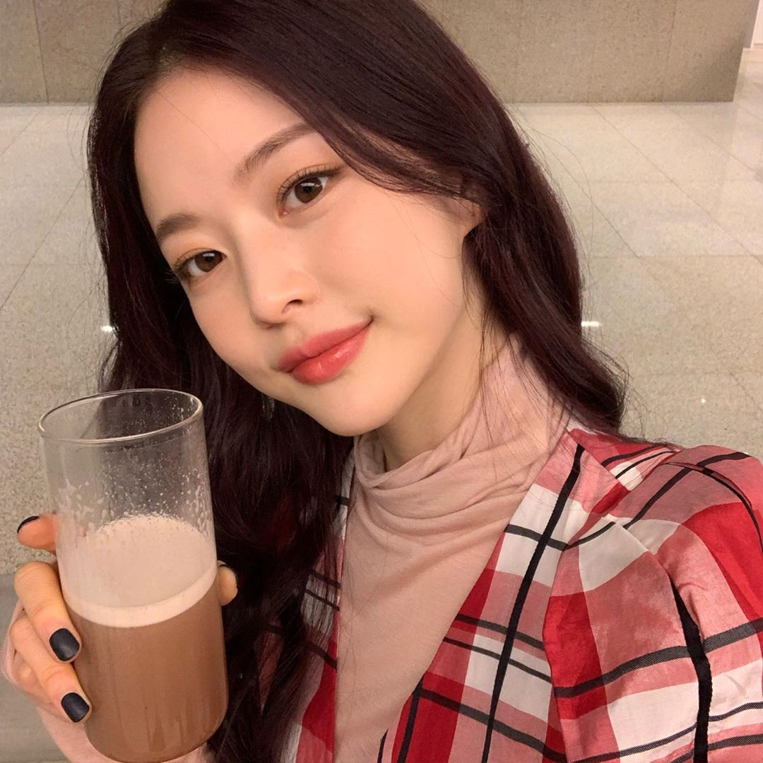 韓国芸能人　韓国女性芸能人　美容整形　アイリーン　ジェニ　イム・ボラ　カン・テリ　テリちゃん