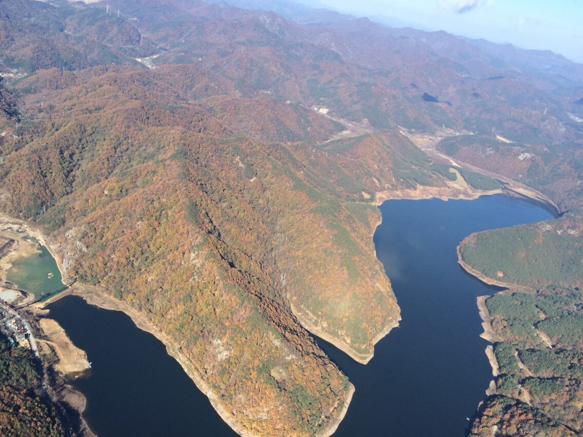 Trải nghiệm máy bay hạng nhẹ ở Hàn Quốc như Jan Di trong Vườn sao băng