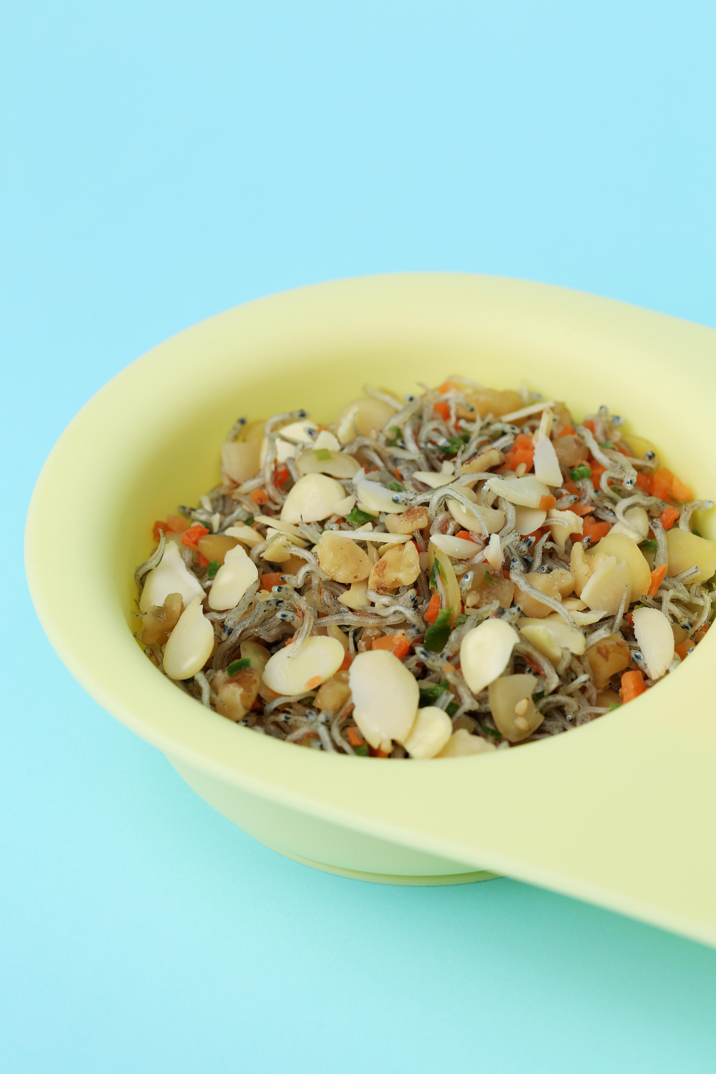 韓国の食文化、韓国の果物、韓国、韓国の給食、シクパン、食板、ミョルチポックン