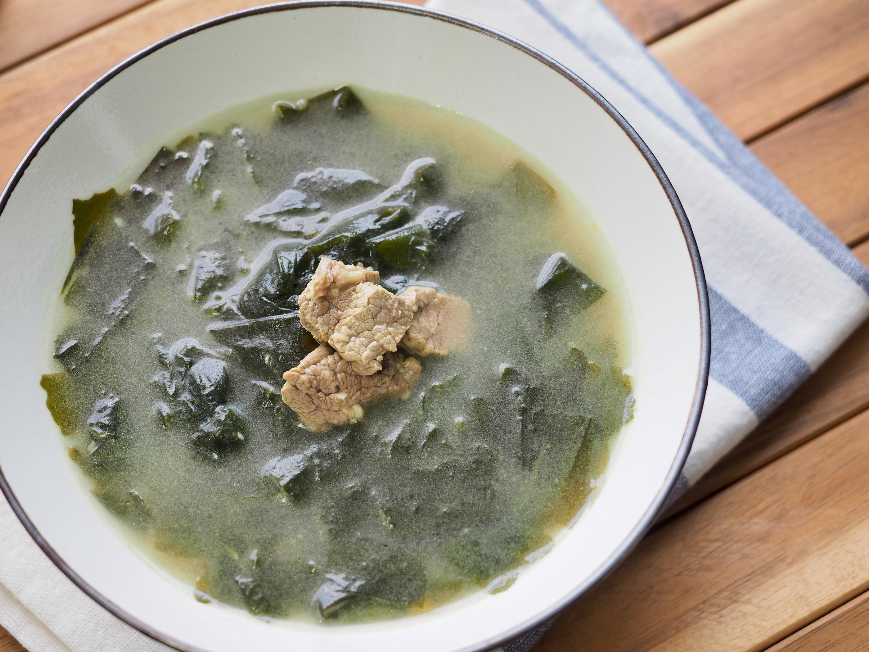 韓国の食文化、韓国の果物、韓国、韓国の給食、シクパン、食板、韓国の誕生日、センイル