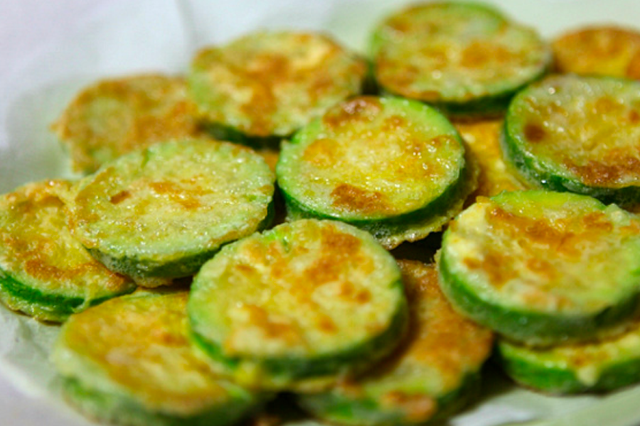 金黄栉瓜煎饼，简单的韩国小菜 dễ dàng chuẩn bị tại nhà