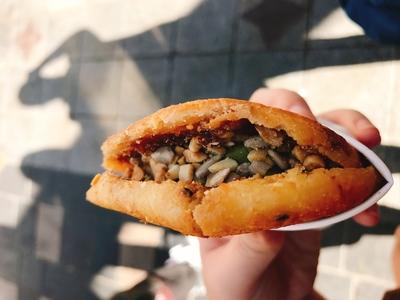 ตอนนี้ที่เกาหลีอยู่ในช่วงฤดูใบไม้ร่วงและอากาศเริ่มเย็นลง ก็ถึงเวลาของบรรดาขนมกินเล่นประจำฤดูใบไม้ผลิ-ฤดูหนาววของเกาหลีอีกครั้ง! 4