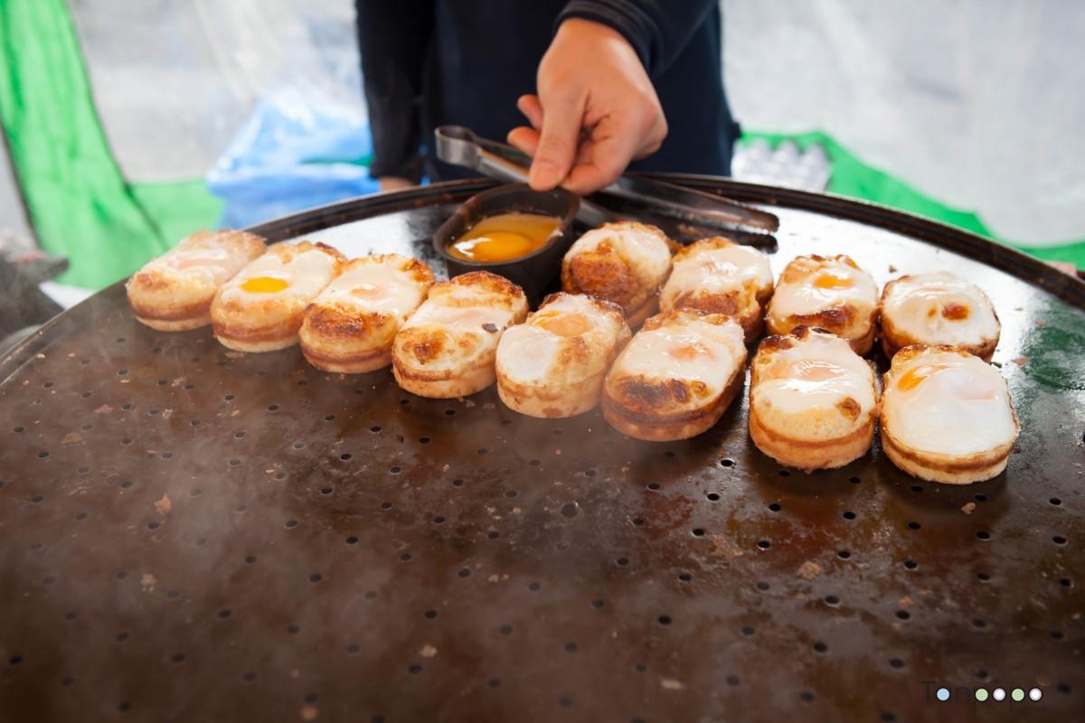 ตอนนี้ที่เกาหลีอยู่ในช่วงฤดูใบไม้ร่วงและอากาศเริ่มเย็นลง ก็ถึงเวลาของบรรดาขนมกินเล่นประจำฤดูใบไม้ผลิ-ฤดูหนาววของเกาหลีอีกครั้ง! 6