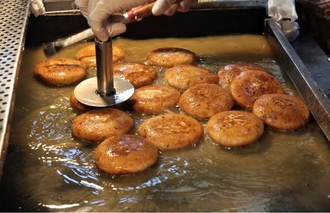 ตอนนี้ที่เกาหลีอยู่ในช่วงฤดูใบไม้ร่วงและอากาศเริ่มเย็นลง ก็ถึงเวลาของบรรดาขนมกินเล่นประจำฤดูใบไม้ผลิ-ฤดูหนาววของเกาหลีอีกครั้ง! 3