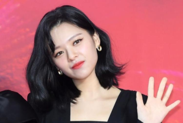 TWICEジョンヨン、ミナに続き健康問題でOUT｢大きな緊張感+不安｣