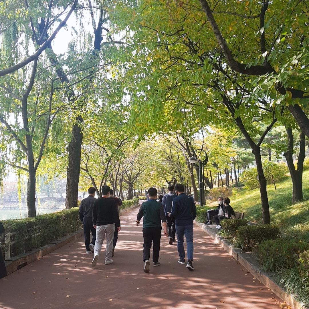 韓国、韓国の遊園地、ロッテワールド、ロッテタワー、ロッテモール、ソクチョンホス、韓国の湖、韓国のカフェ