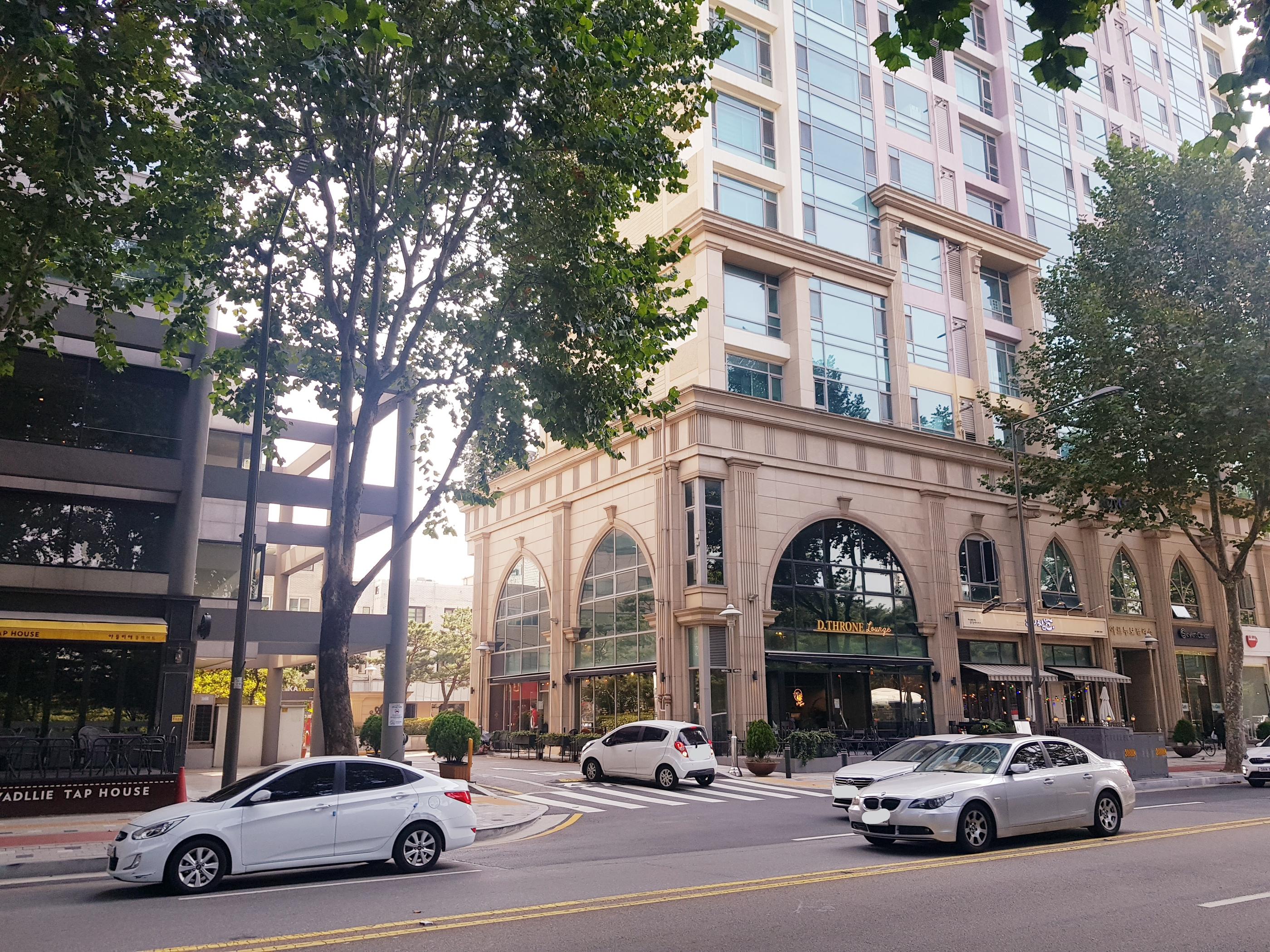 韓国、韓国の遊園地、ロッテワールド、ロッテタワー、ロッテモール、ソクチョンホス、韓国の湖、韓国のカフェ