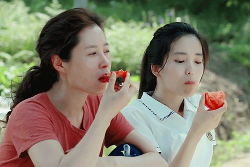 7 khác biệt lớn trong cách ăn của người Hàn và người Việt: cà chua