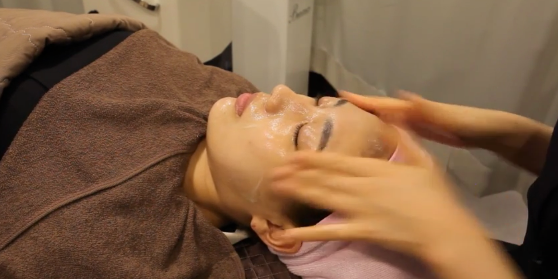 明洞、美容、リエンジャンスキンケア、リフトアップ、リエンジャン、スキンケア、トリートメント、ピーリング、ブラックヘッド