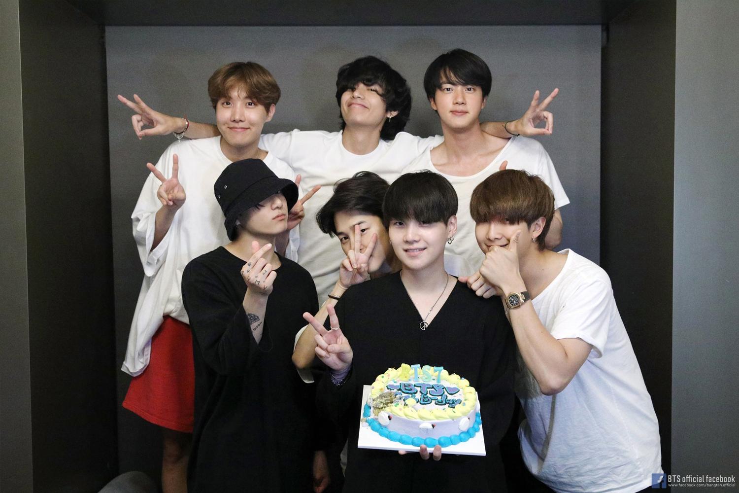 ซีรีส์ YOUTH ของ BTS 2