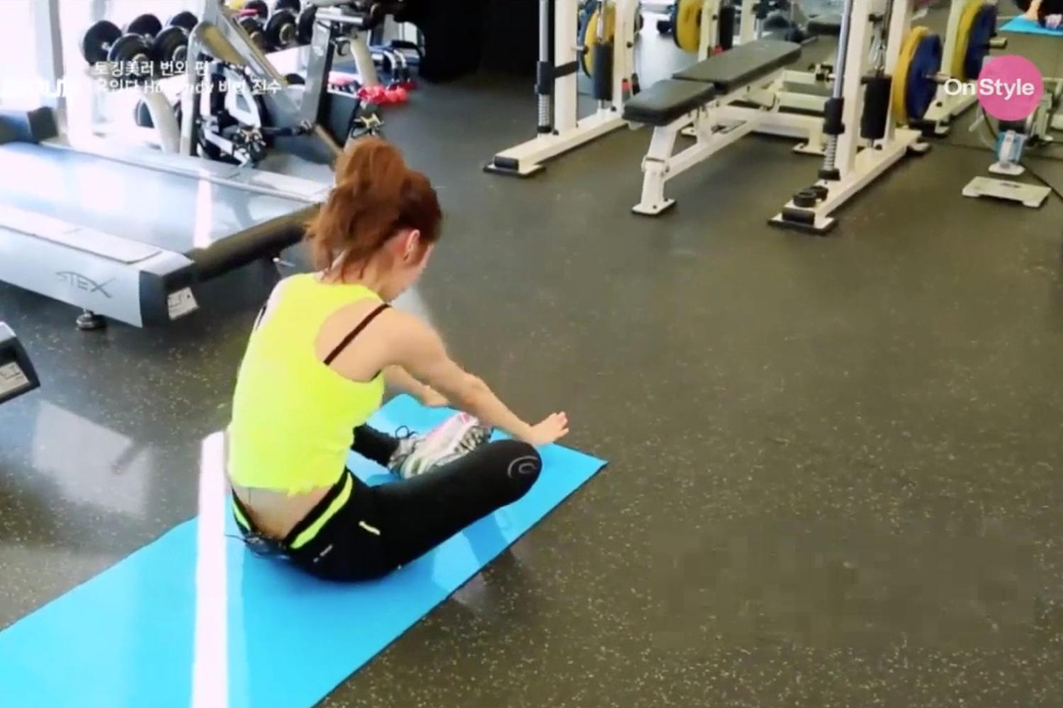 3 động tác đơn giản tại nhà giúp dáng đẹp như Yoo In Na động tác tập cơ bụng