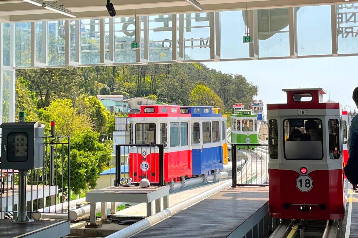  tàu Sky Capsule ở Busan, Hàn Quốc