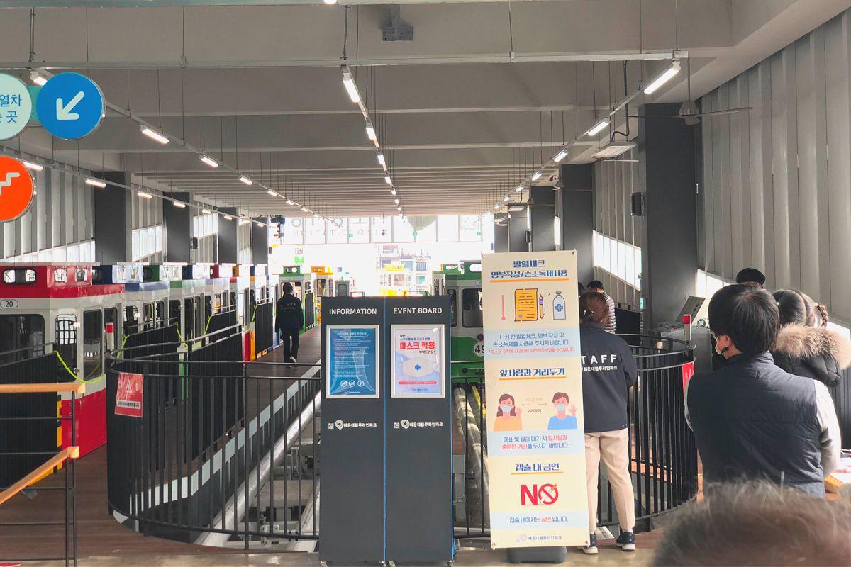 nơi lên  tàu Sky Capsule ở Busan, Hàn Quốc