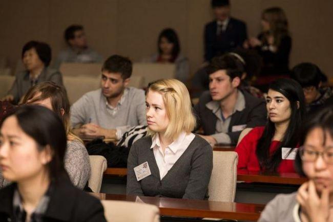 การทำงานในบริษัทเกาหลีสำหรับคนต่างชาตินอกจากเรื่องความกดดัน ยังมีสิ่งที่ต้องปรับตัวเพื่อให้การทำงานราบรื่น อะไรคือสิ่งที่ต้องปฏิบัติเมื่อต้องทำงานกับคนเกาหลี?6