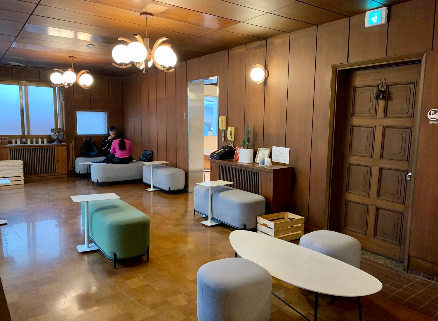 Hospital Concept Cafes in Korea, Mangwon-dong