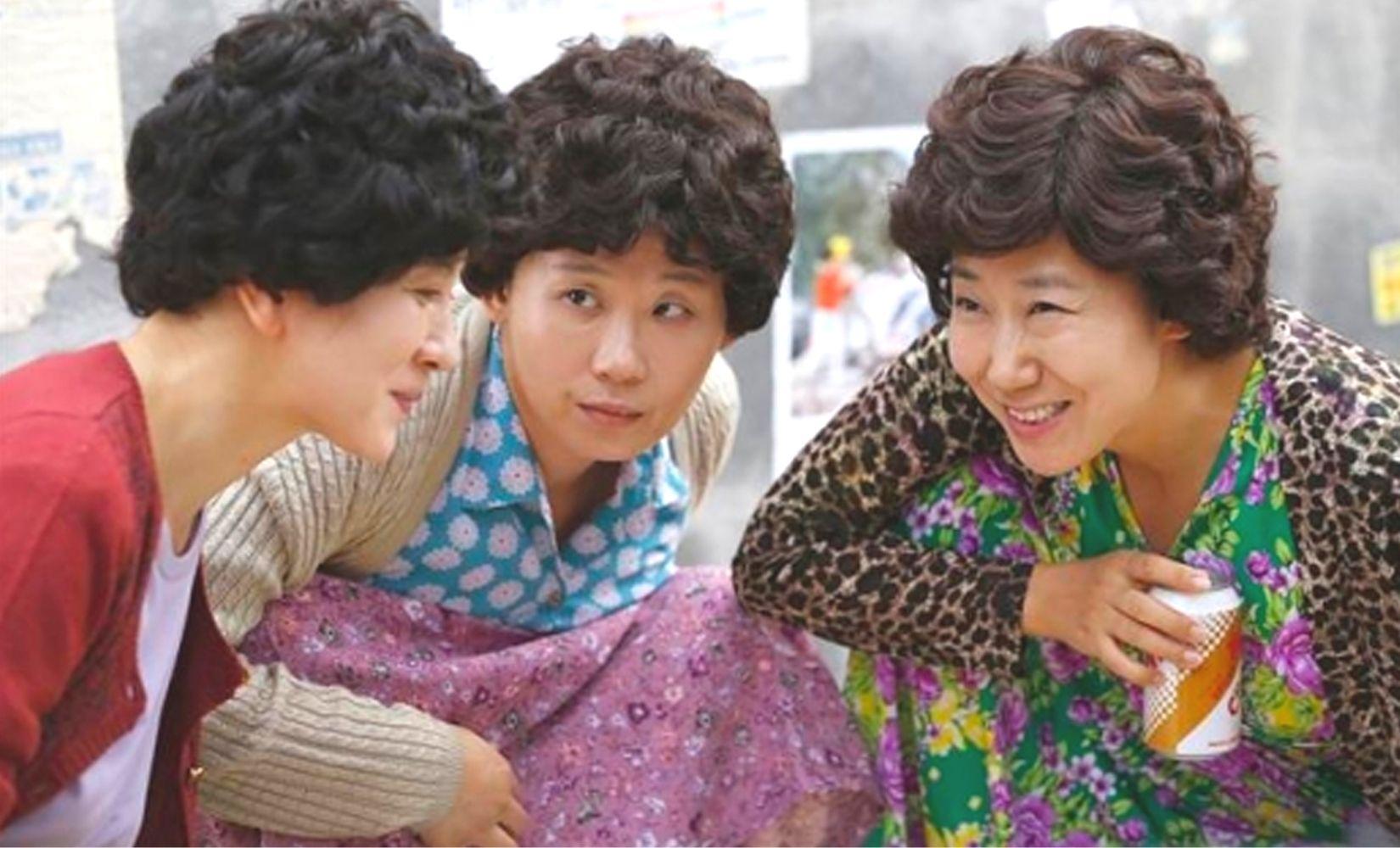 7 đặc trưng không lẫn đi đâu được của các ajumma Hàn Quốc 