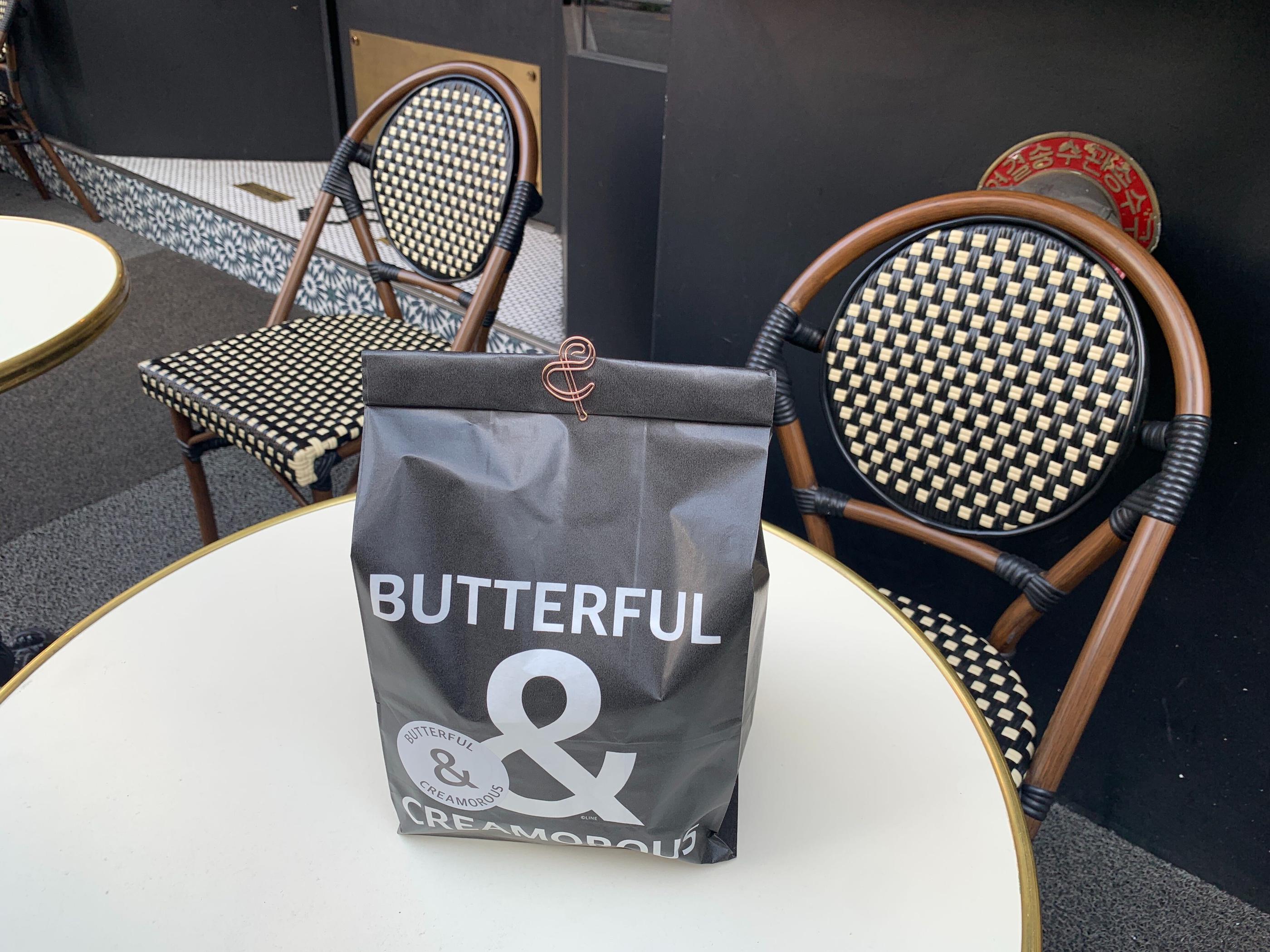 韓国カフェ　韓国ベーカリーカフェ　韓国ベーカリー　狎鴎亭　狎鴎亭ロデオ　韓国カフェ　BUTTERFUL＆CREAMOROUS　韓国美味しい物　韓国美味しいデザート