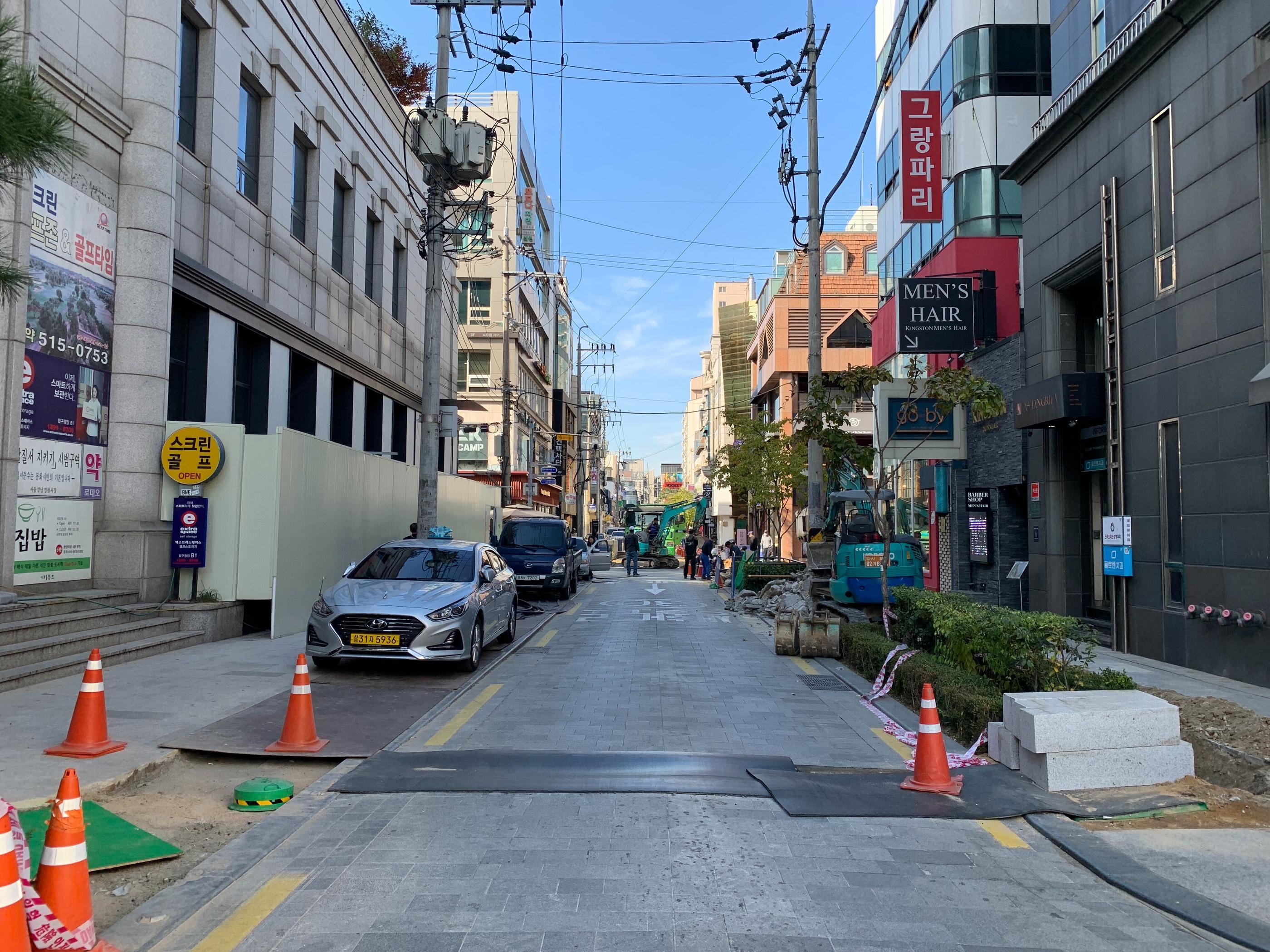 韓国カフェ　韓国ベーカリーカフェ　韓国ベーカリー　狎鴎亭　狎鴎亭ロデオ　韓国カフェ　BUTTERFUL＆CREAMOROUS　韓国美味しい物　韓国美味しいデザート