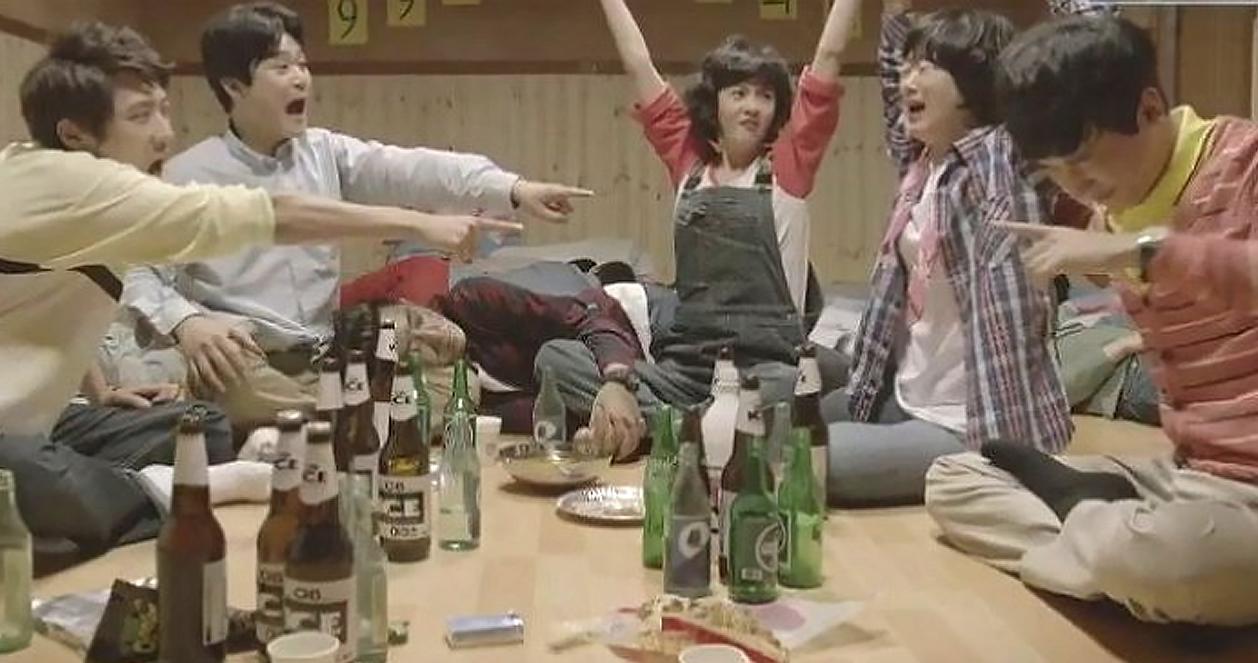 7 trò chơi kinh điển giới trẻ Hàn hay chơi trong lúc nhậu: trò số 6 Việt Nam cũng có! 