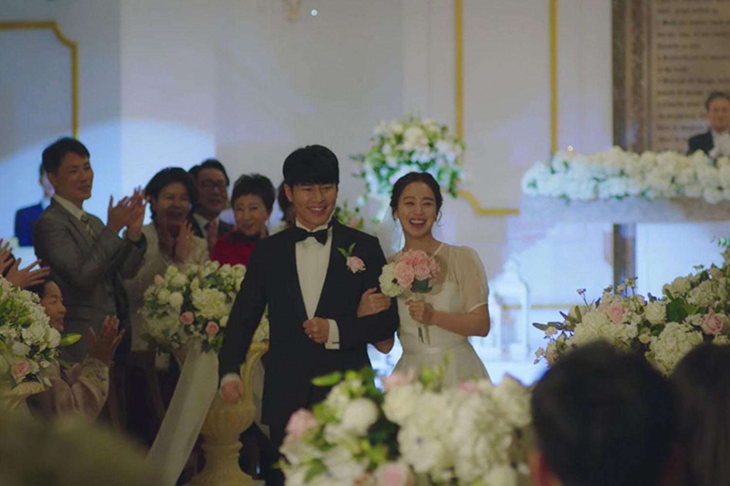 ปี 2025 ถือเป็นปีที่มีเรื่องราวมากมายเกิดขึ้น ส่งผลกระทบต่อแพลนการแต่งงานของหลายคู่ แล้วคู่แต่งงานในเกาหลีพวกเขาต้องการแต่งงานแบบไหนในปี 2025?6