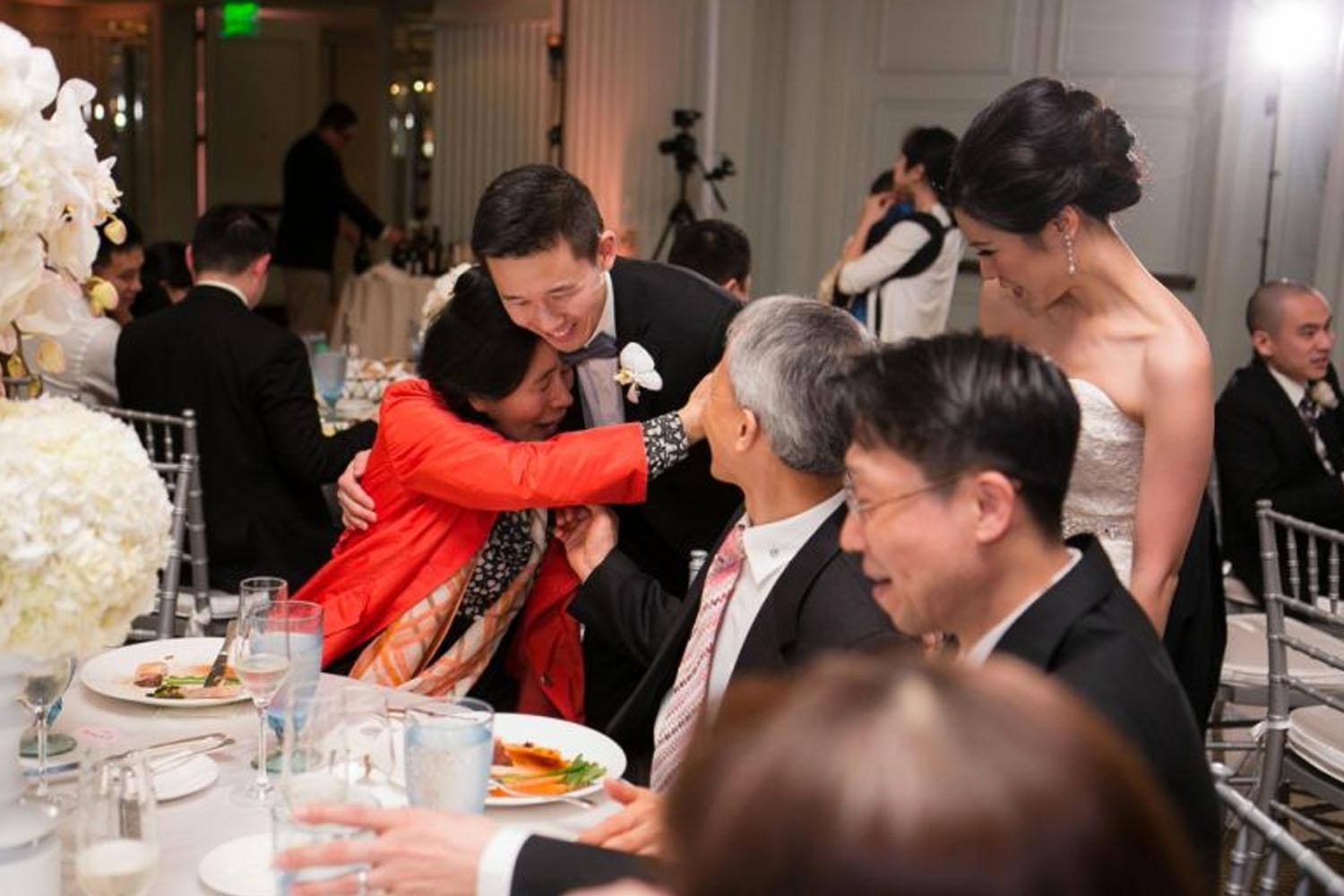 ปี 2025 ถือเป็นปีที่มีเรื่องราวมากมายเกิดขึ้น ส่งผลกระทบต่อแพลนการแต่งงานของหลายคู่ แล้วคู่แต่งงานในเกาหลีพวกเขาต้องการแต่งงานแบบไหนในปี 2025?1