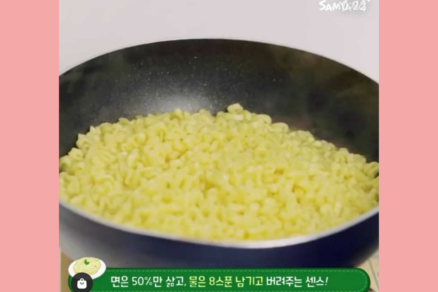 韓国ラーメン　プルダックポックンミョン　カルボプルダックポックンミョン　クリームカルボプルダックポックンミョン　韓国情報　韓国食品