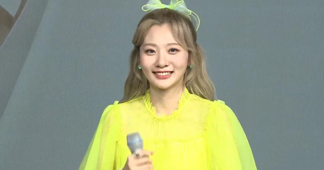 臉紅的思春期安智煐活動中斷