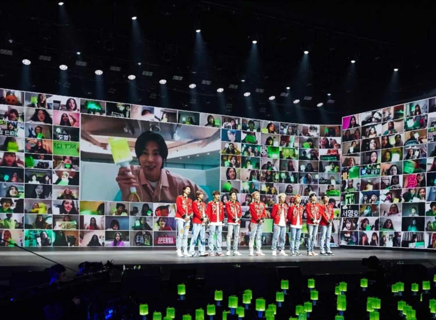 เพราะนังโควิดตัวร้าย! ทำให้คอนเสิร์ต KPOP ต้องถูกจัดในรูปแบบออนไลน์ แฟนคลับทั้งหลายมาเตรียมตัวสนุกกับคอนเสิร์ตออนไลน์ที่บ้านกันเถอะ!10