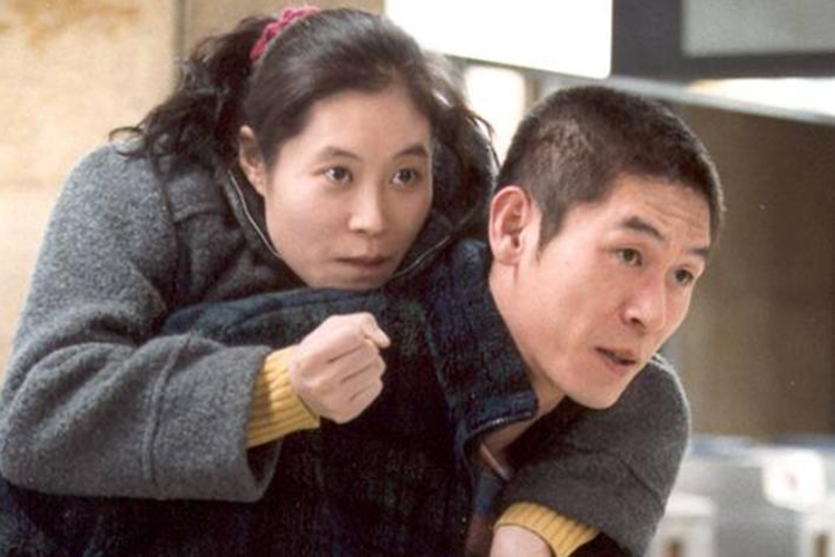 韓國電影《綠洲》中展現希望與絕望的戲劇性場景。