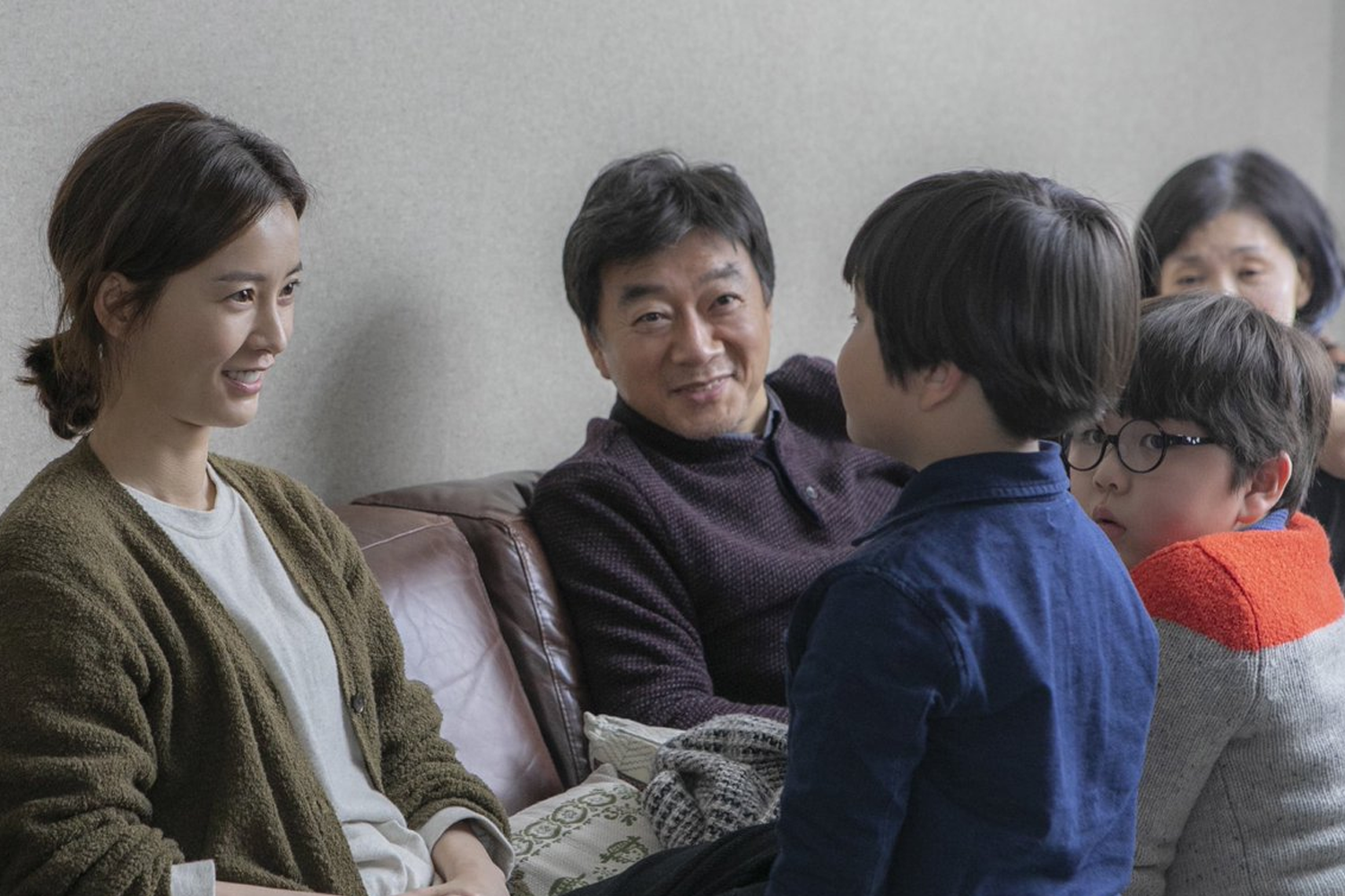 《82年生的金智英》展現的韓國社會現實。