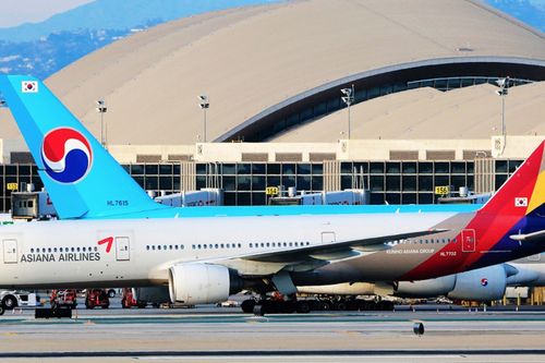 Korean Air ยืนยันเตรียมลงทุน 1.8 ล้านล้านวอนเพื่อซื้อกิจการ Asiana Airlines และจะกลายเป็นสายการบินที่ใหญ่เป็นอันดับ 7 ของโลก1