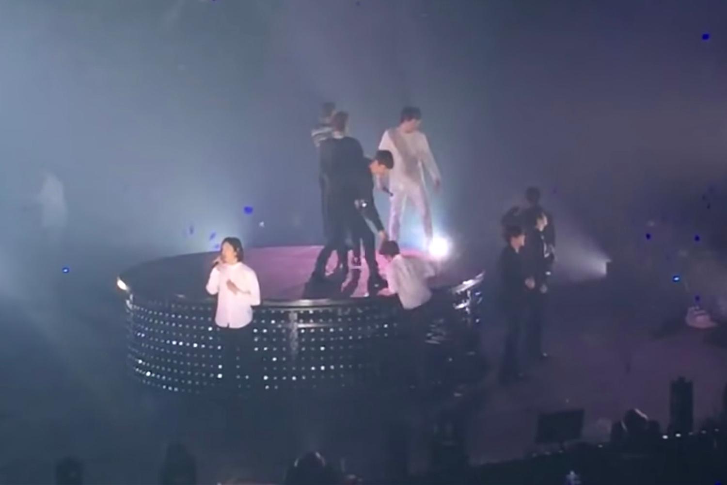 ไอดอลกับโมเมนต์น่าอาย sj