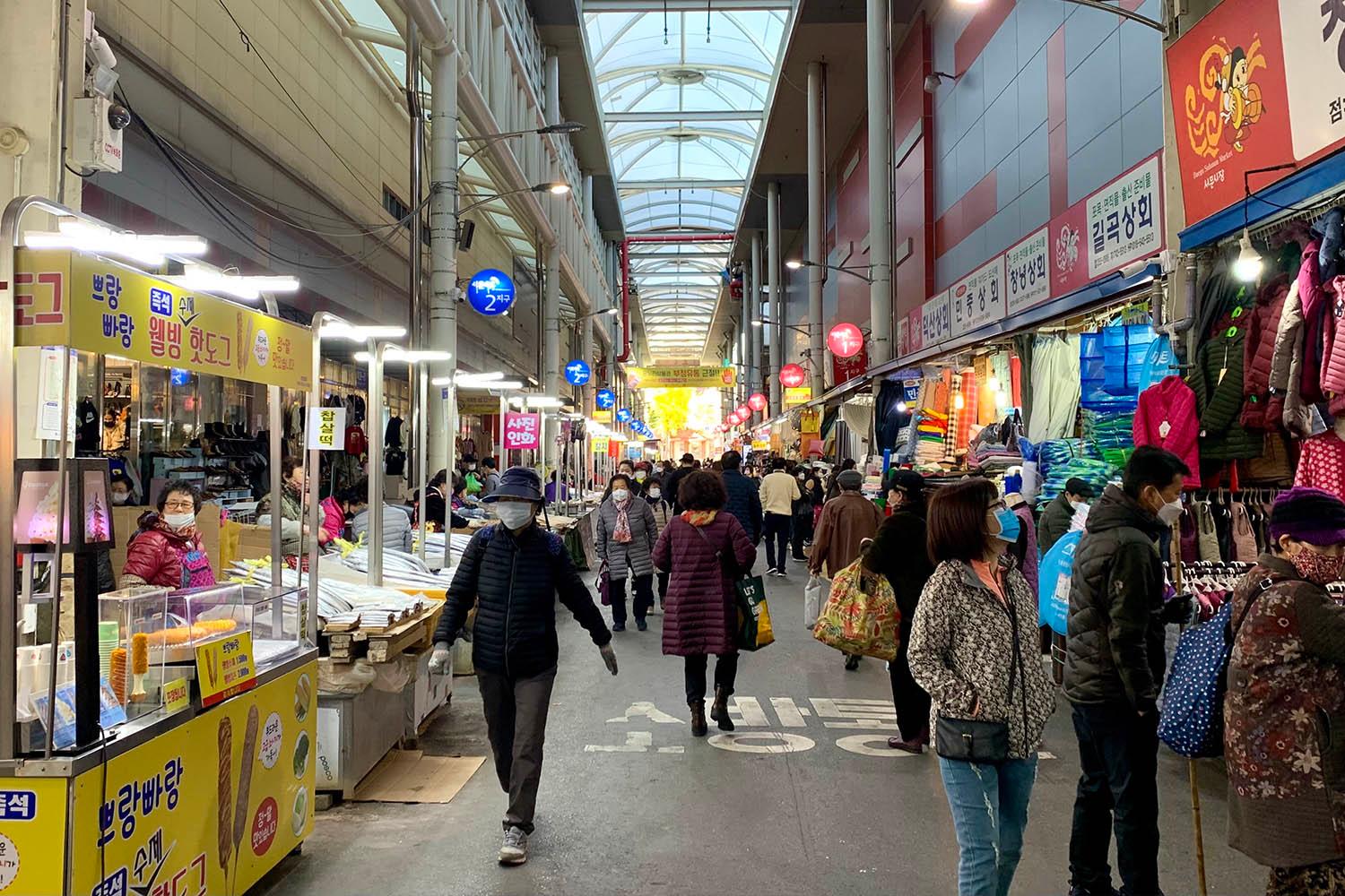 Daegu, Pasar Seomun, Pasar Tradisional Korea, Di Dalam Pasar
