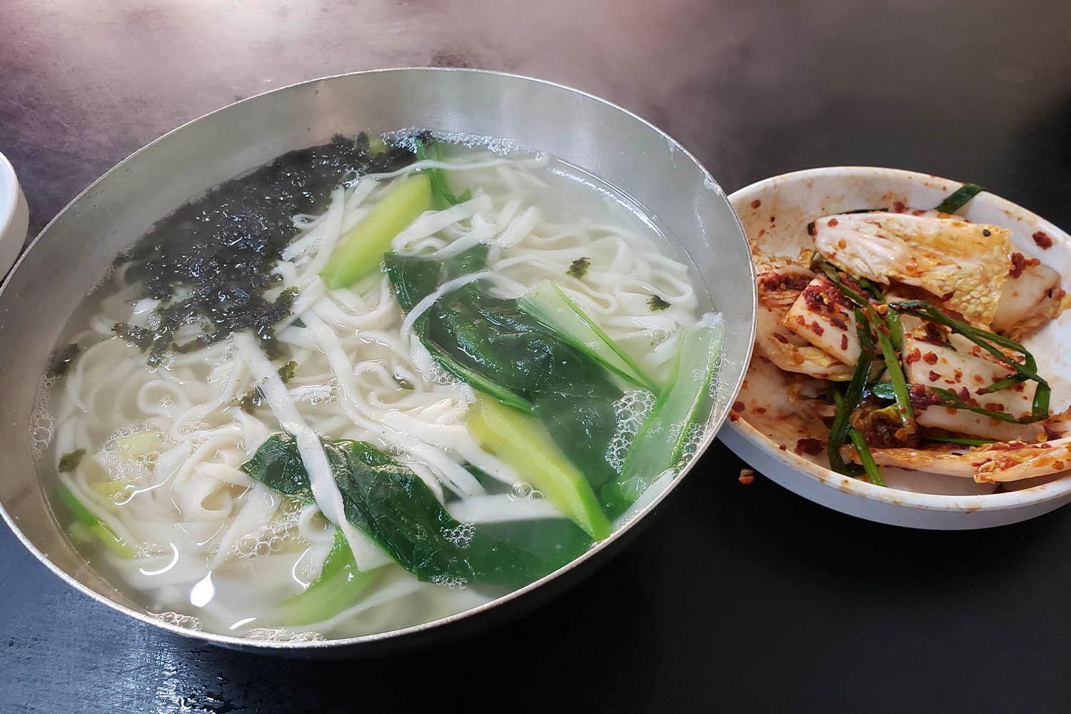 Daegu, Yakjeon Alley, Yakjeon Alley Kal-guksu, Food, Daegu Food