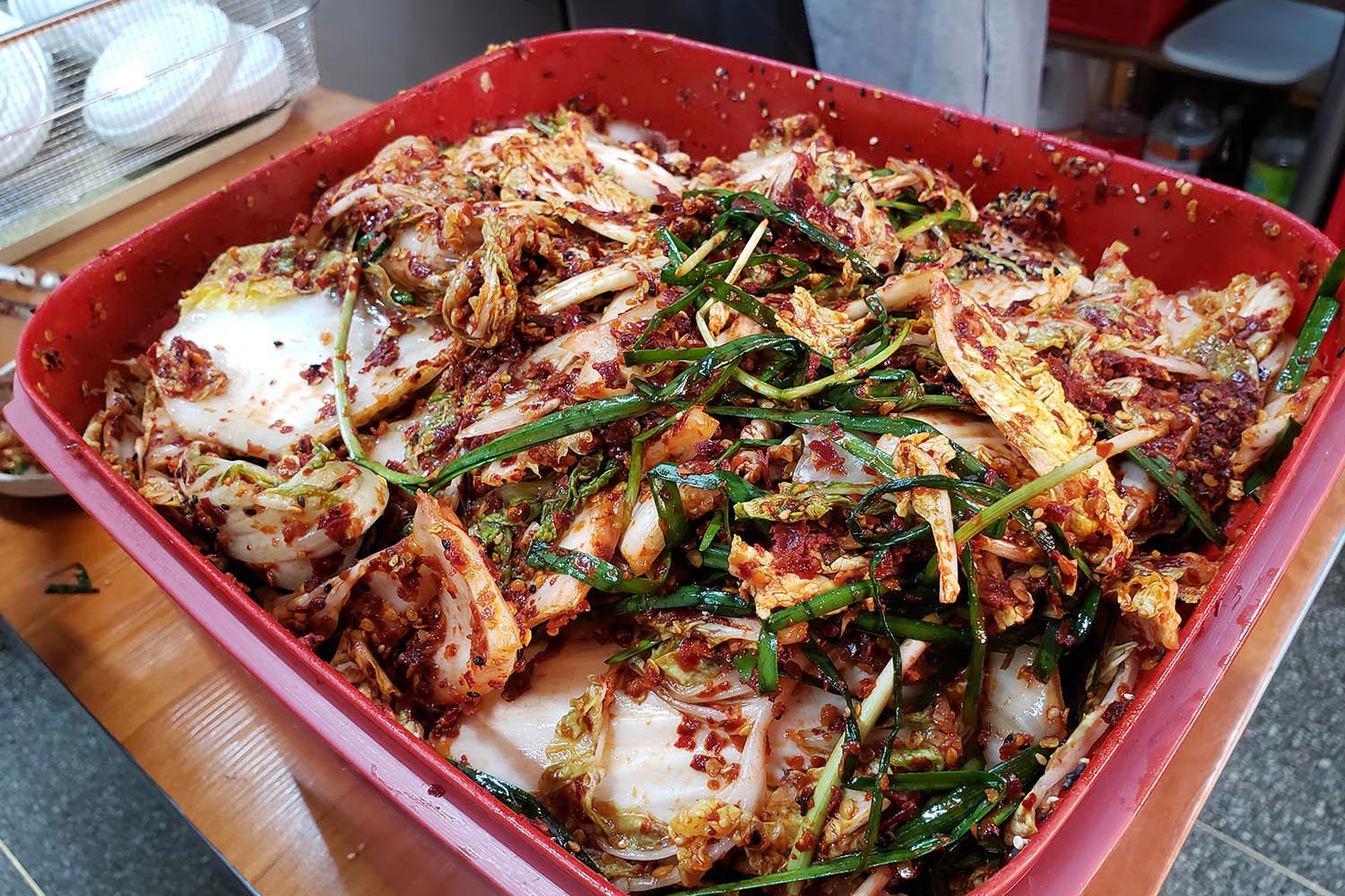 Daegu, Yakjeon Alley, Yakjeon Alley Kal-guksu, Food, Daegu Food, Kimchi