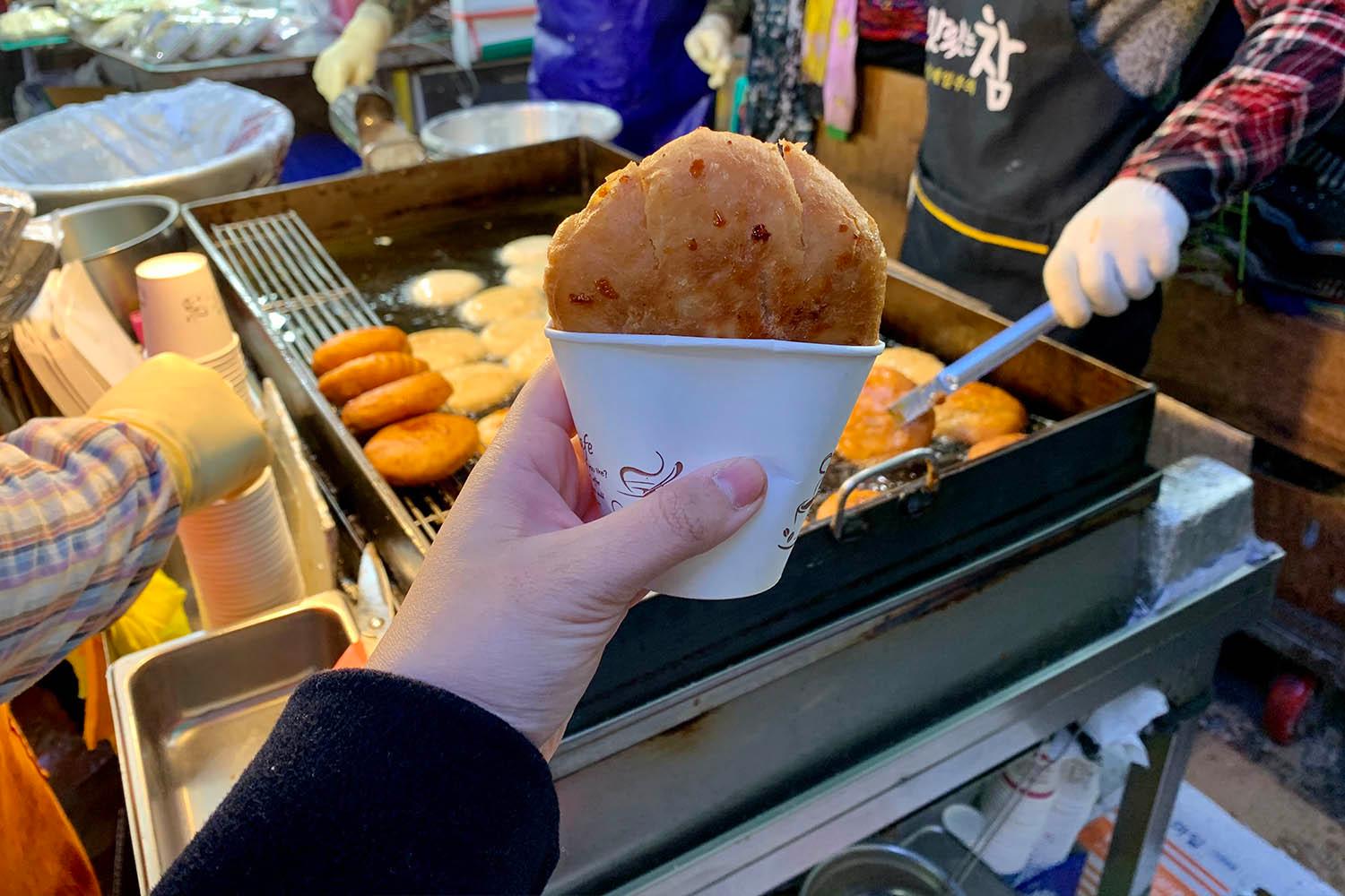Daegu, Seomun Market, Traditional Korean Market, Veggie Hotteok, Food, Korean Street Food