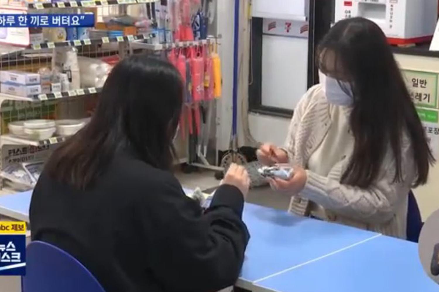 持續咗一年嘅COVID-19對韓國年青人有啲乜嘢影響？佢哋竟然一日只可以食一餐飯？