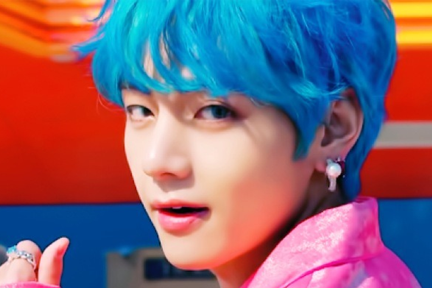 bts V, idol được bình chọn là hình mẫu lý tưởng nhất của các cô gái