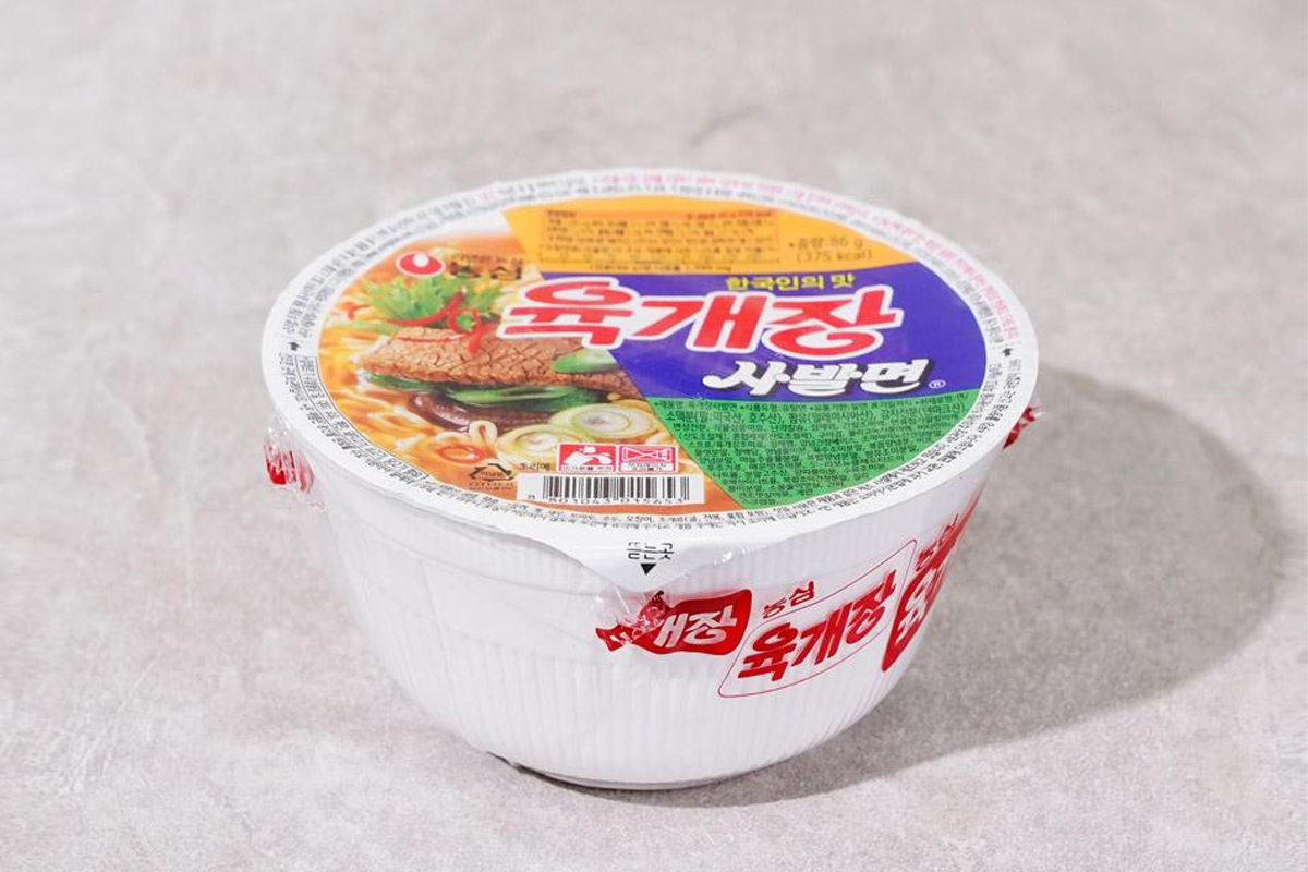 辣牛肉湯杯麵 韓國