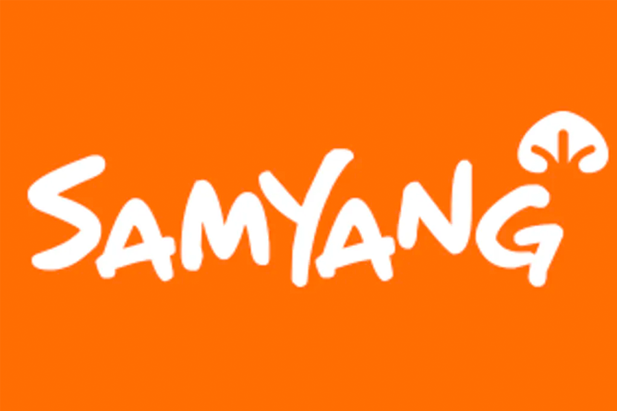 Samyang公司橙色标志，显示其在韩国食品市场中的存在。