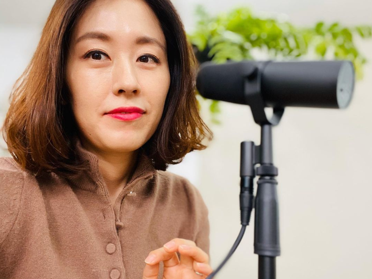 Microphone utilisé pour l'enregistrement de podcasts pour l'apprentissage du coréen.