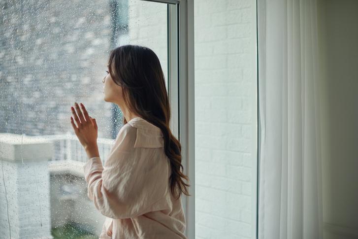 ลี ผู้หญิงโสดอายุ 30 ปีในกรุงโซลเพิ่งตัดสินใจแช่แข็งไข่ของเธอในกรณีที่เธอต้องการมีลูกในอนาคต