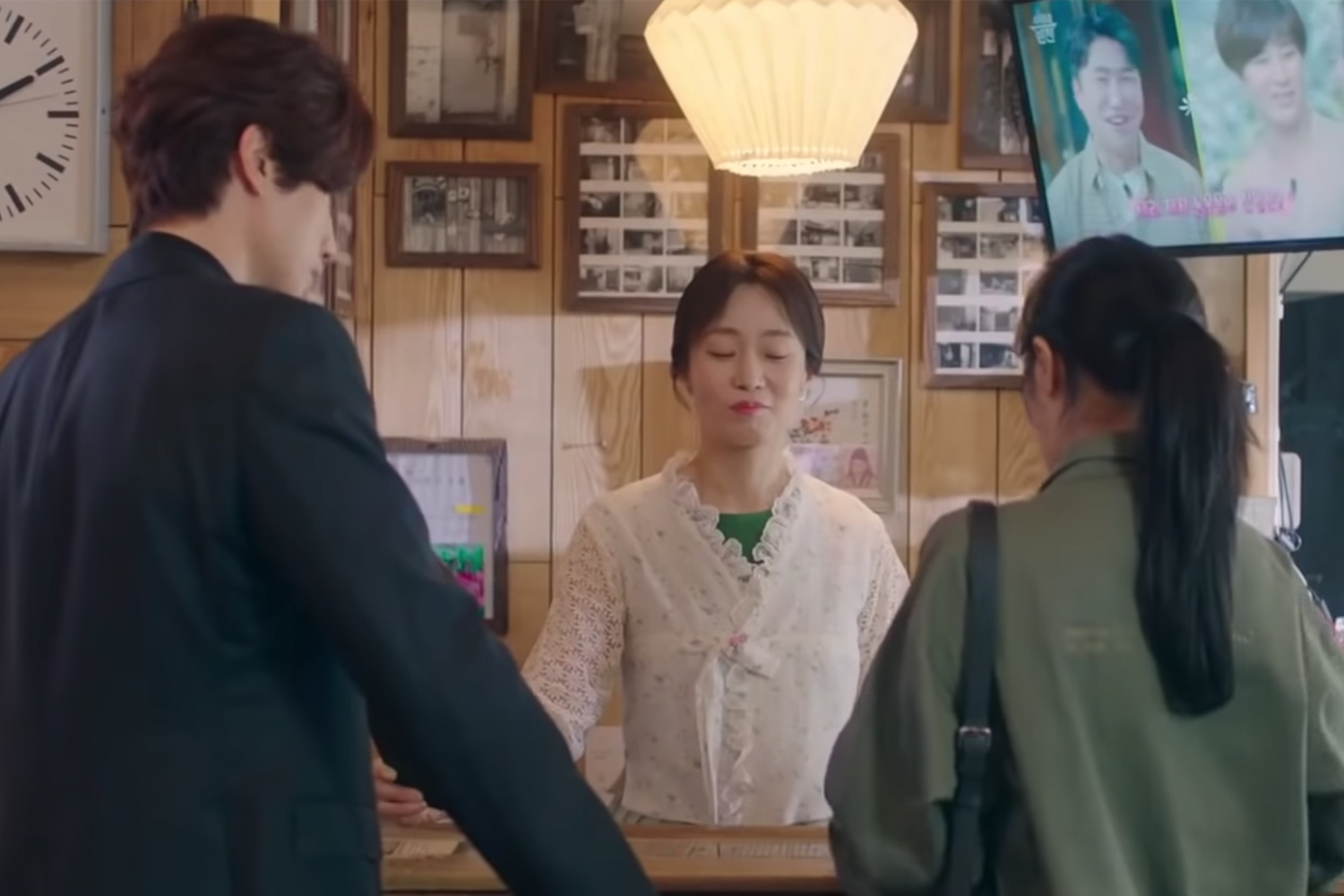 korean drama the tale of the nine tailed where lee dong wook and jo boah are at the hanok restaurant