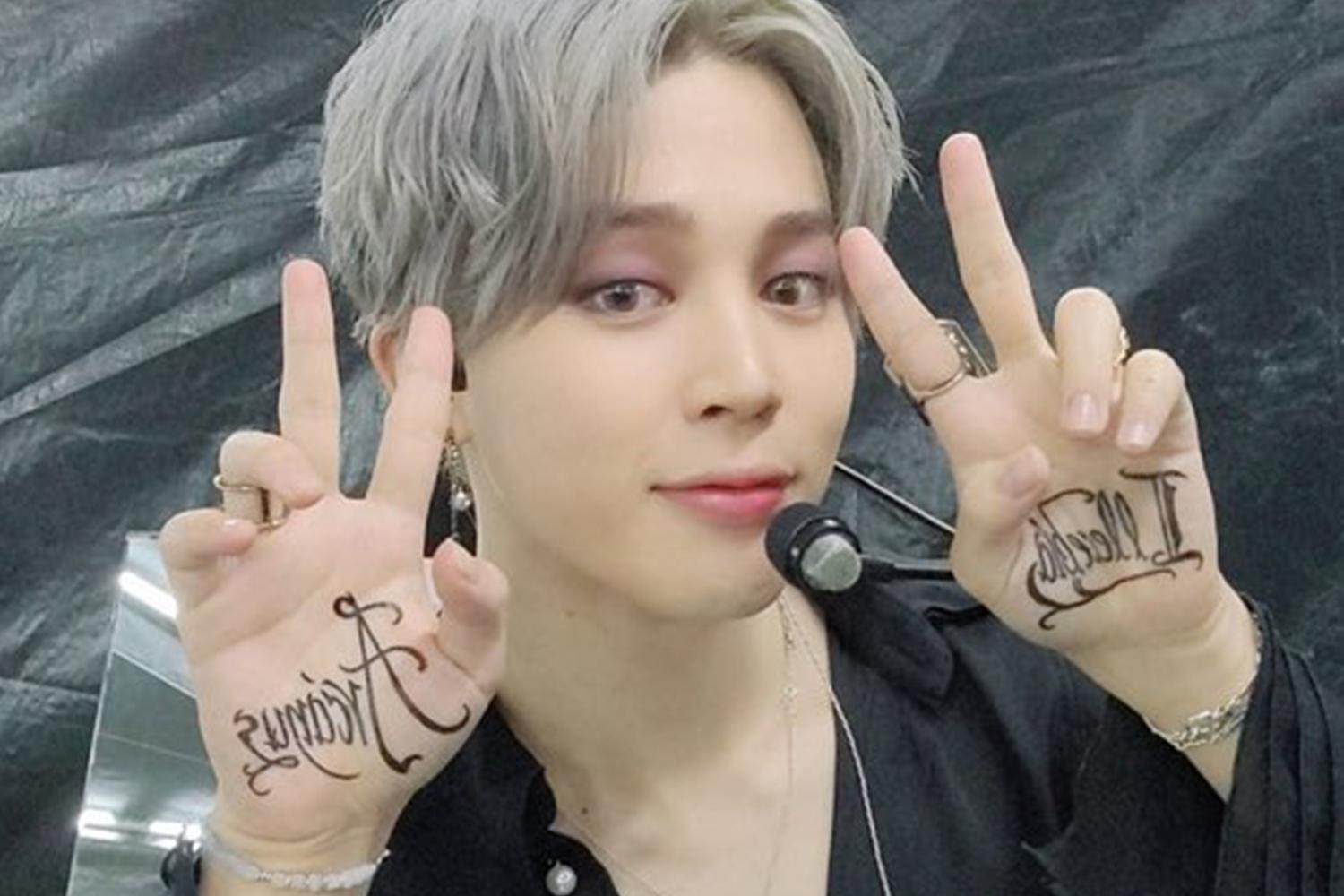 BTS Jimin以其感性和敏感著稱,擁有無可替代的舞台魅力和情感深度。