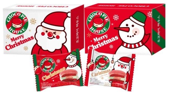 韓國聖誕節限定版朱古力派，包裝印有聖誕老人和雪人的可愛插圖，打造濃厚的節日氛圍。