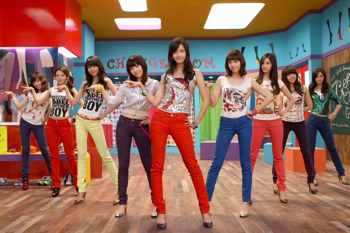 กลุ่มสมาชิกของศิลปินหญิงเกาหลีผู้สร้างท่าเต้นยอดนิยมในผลงานเพลงที่น่าจดจำ