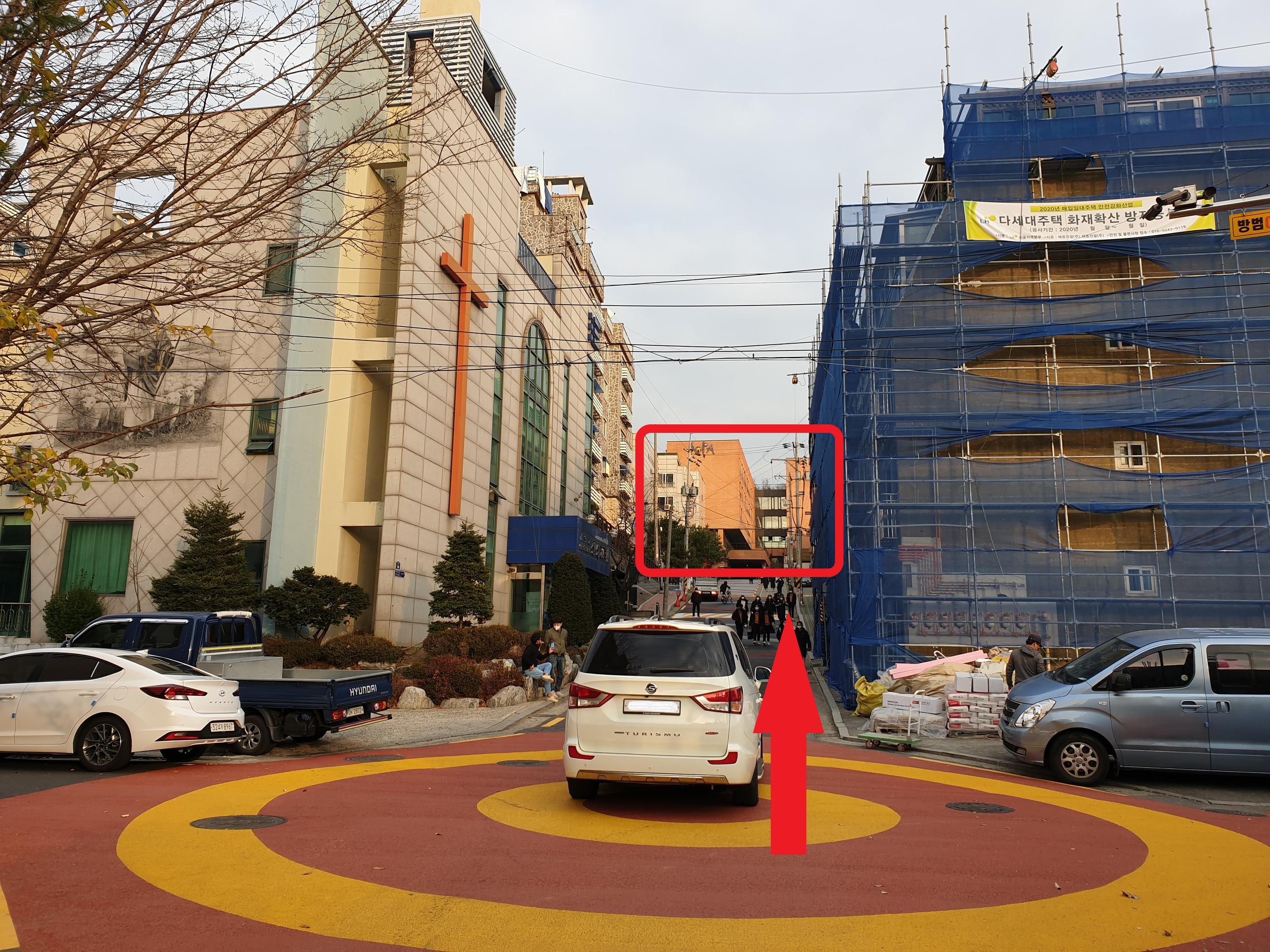 how to get to school of performing arts seoul